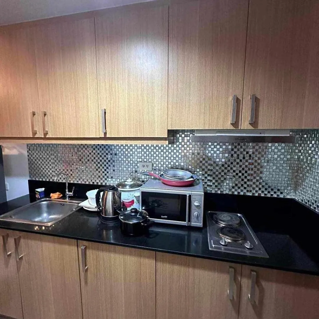 Apartment Shell & Shore Residences Manila